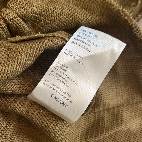 Free people Khaki cinch front crop top medium NWOT - Picture 10 of 10